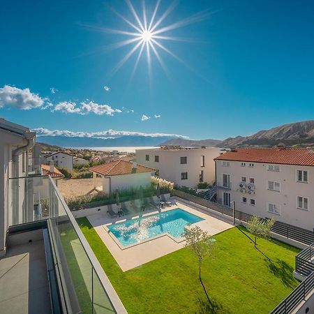 Poolside Apartments Anabella Baška Extérieur photo