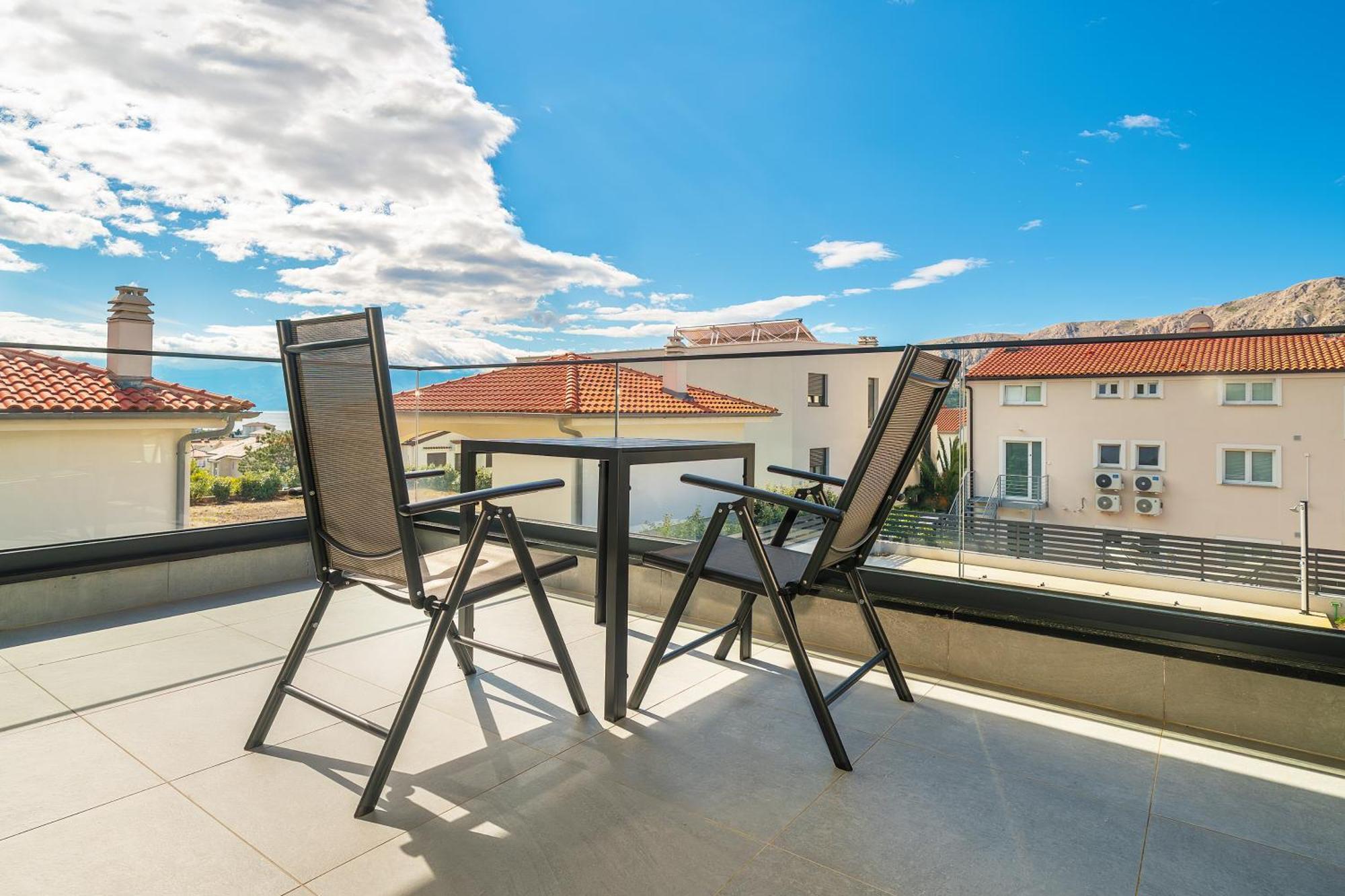 Poolside Apartments Anabella Baška Extérieur photo