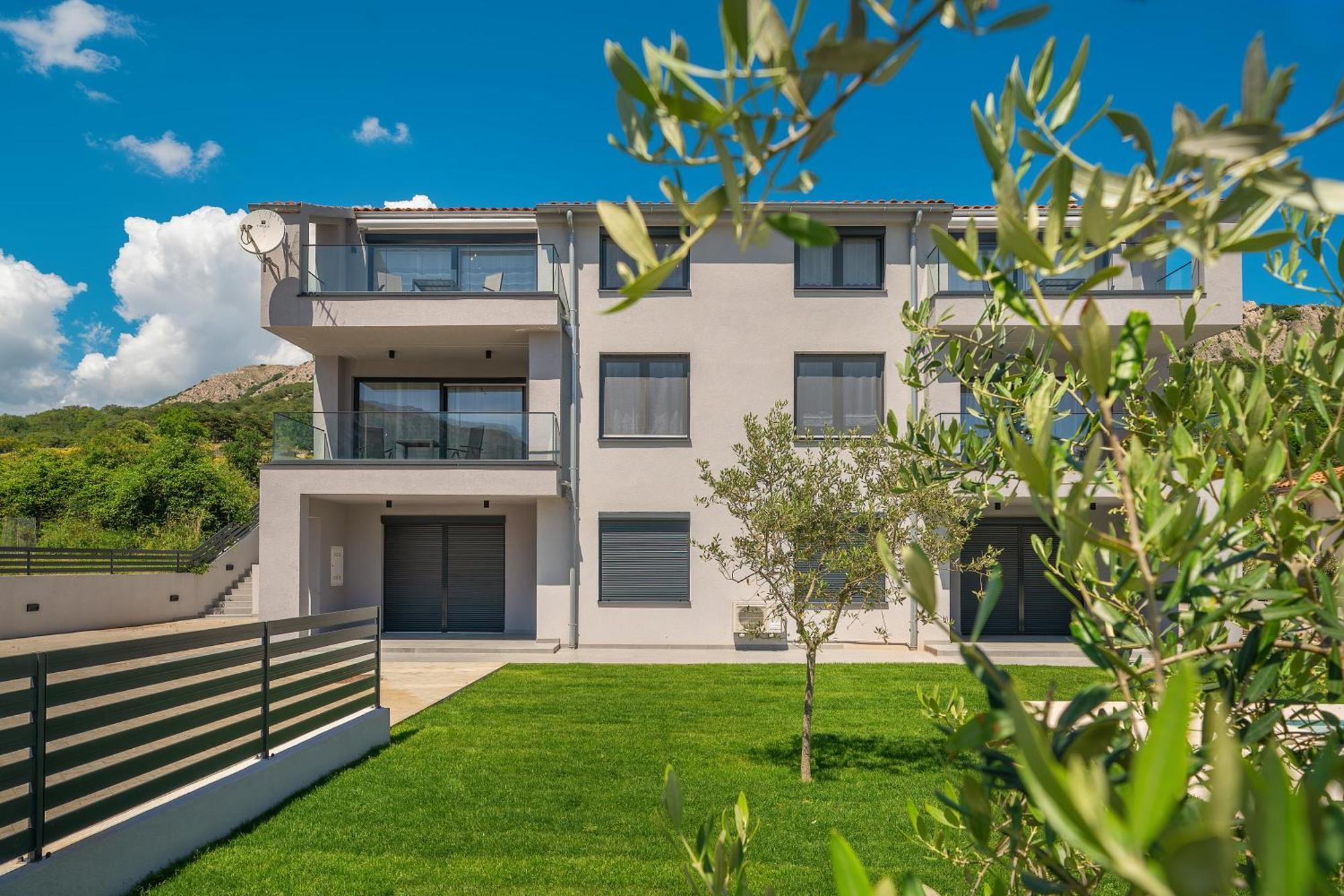 Poolside Apartments Anabella Baška Extérieur photo