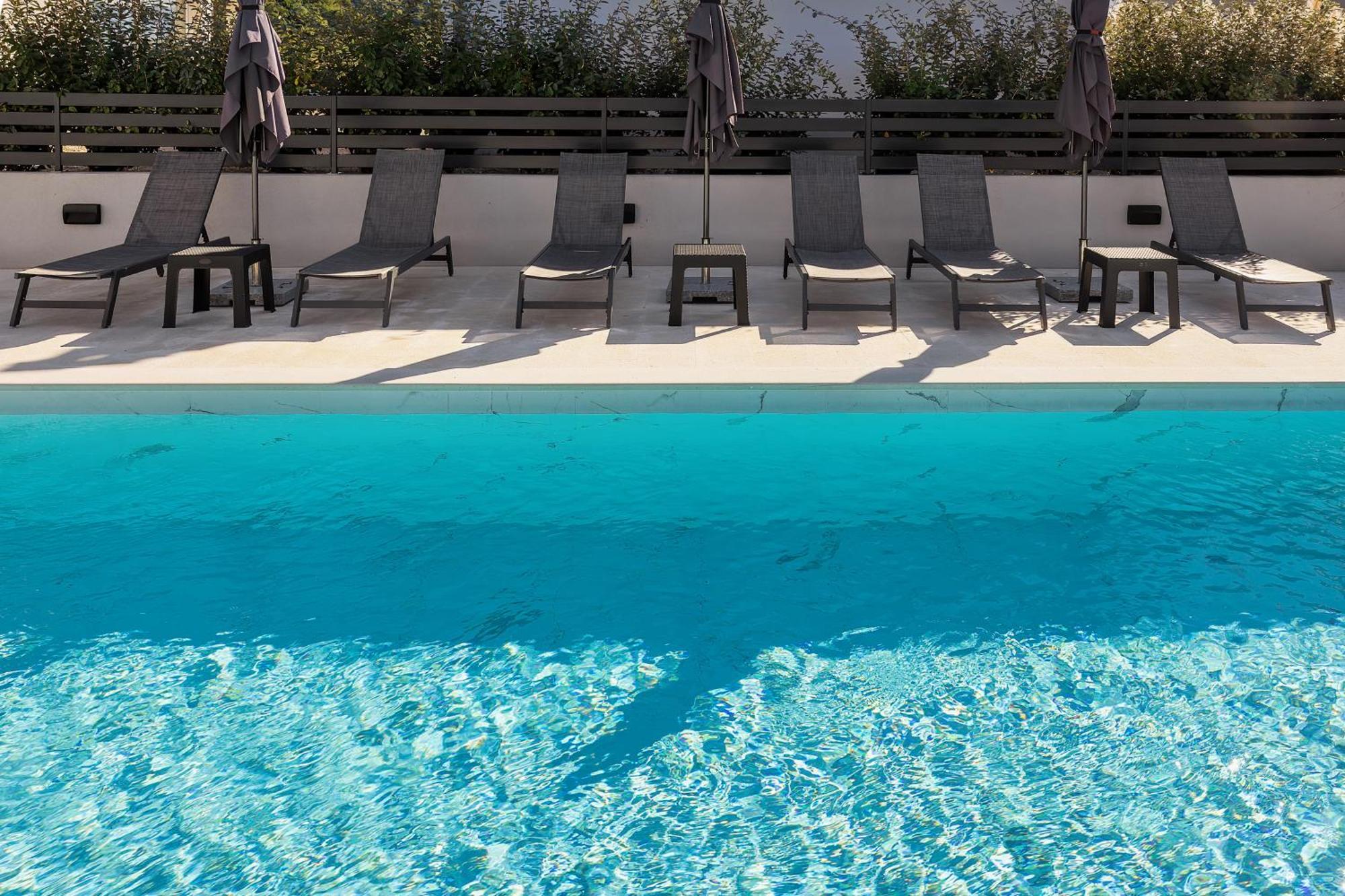 Poolside Apartments Anabella Baška Extérieur photo