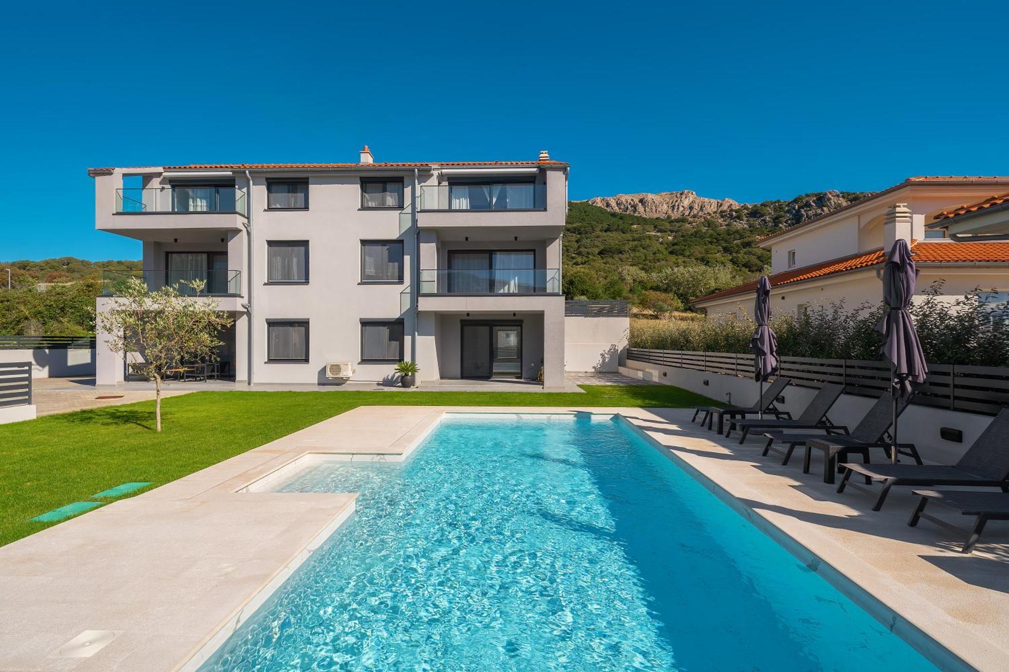 Poolside Apartments Anabella Baška Extérieur photo