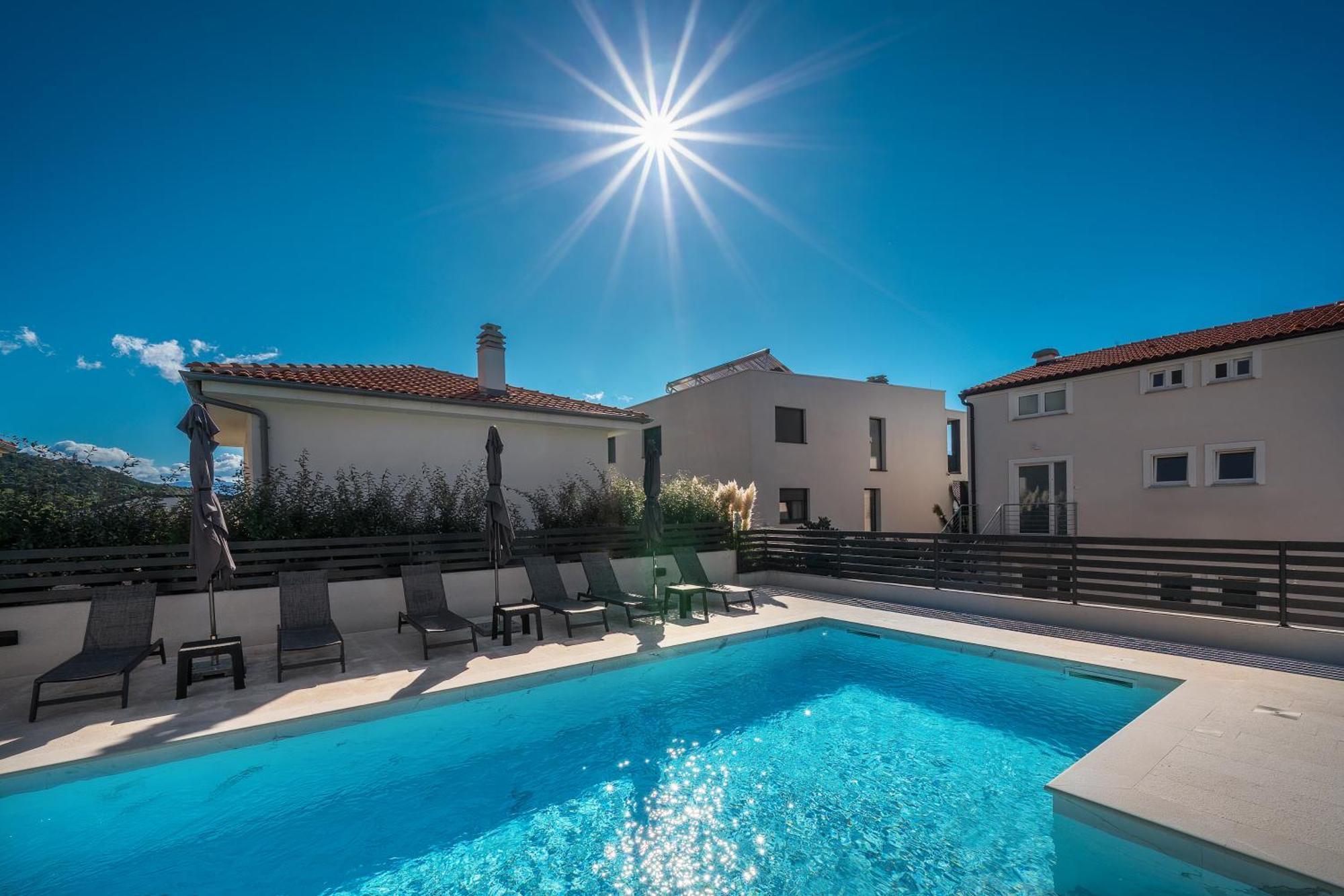 Poolside Apartments Anabella Baška Extérieur photo